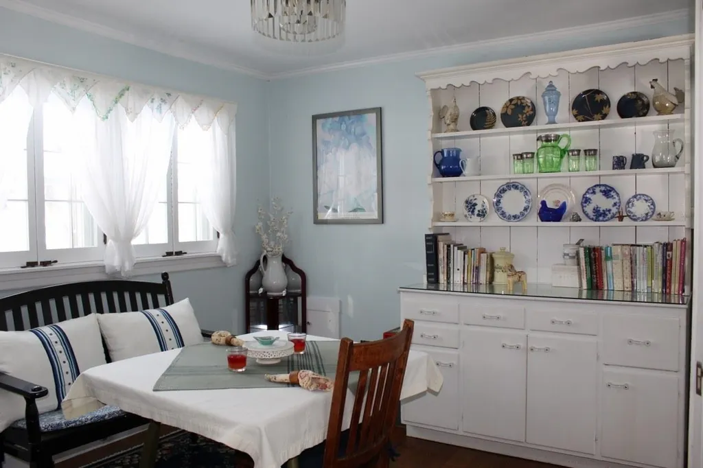 87 Kennedy Drive Windsor VT 05089