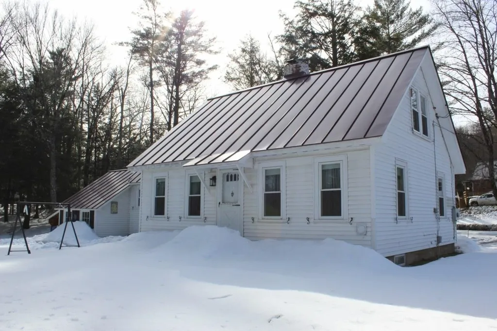 87 Kennedy Drive Windsor VT 05089