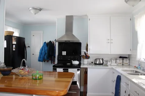 87 Kennedy Drive Windsor VT 05089