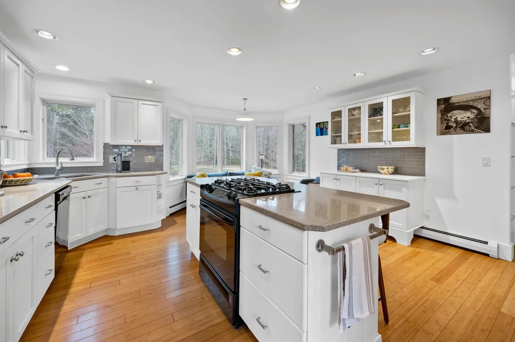 14 North Pinnacle Ridge Road Waterbury VT 05676