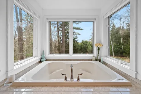 14 North Pinnacle Ridge Road Waterbury VT 05676