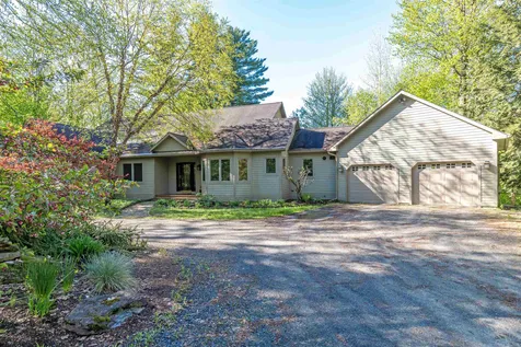 14 North Pinnacle Ridge Road Waterbury VT 05676