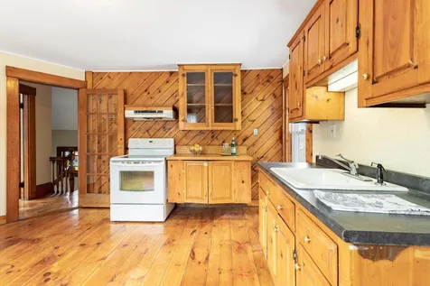 2 Park Street Milford NH 03055