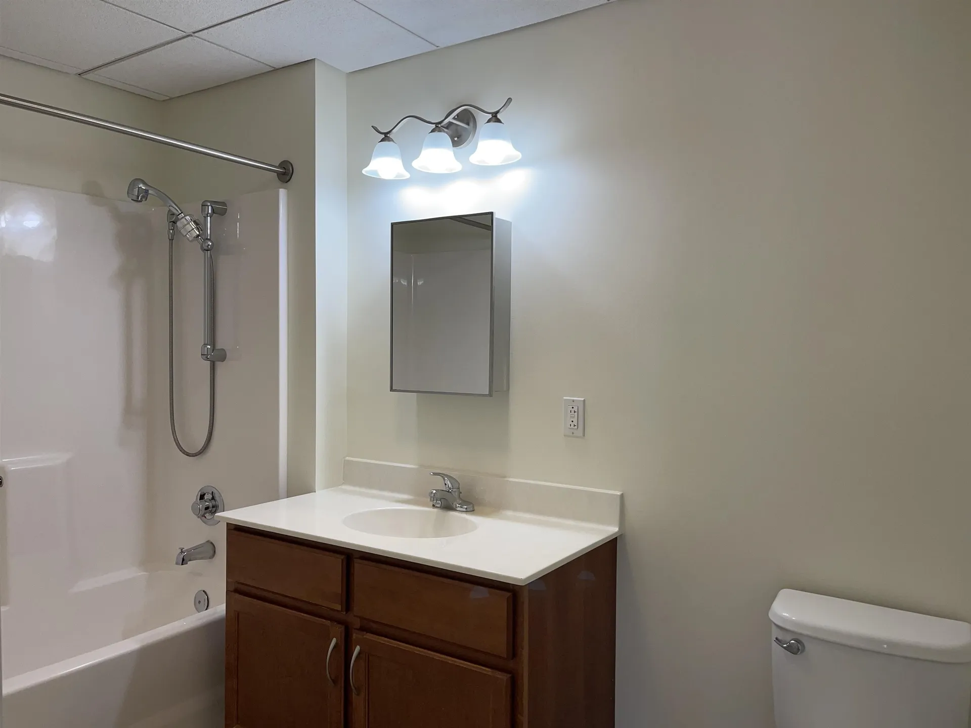 37 Hawthorne Drive Bedford NH 03110