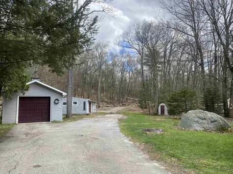 1615 Hooksett Road Hooksett NH 03106