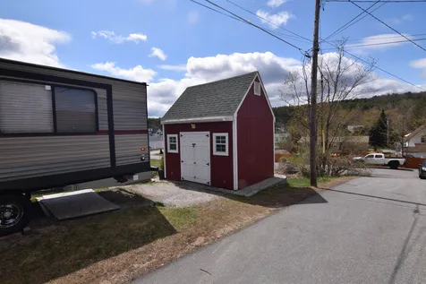 10 Walnut Street Newport NH 03773