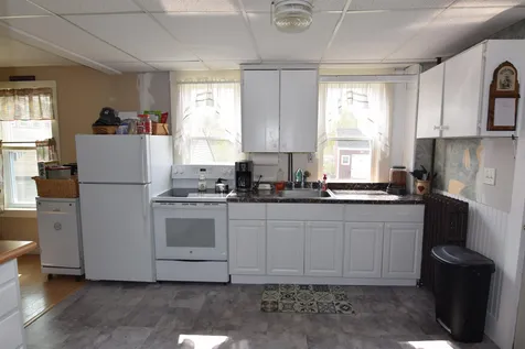 10 Walnut Street Newport NH 03773