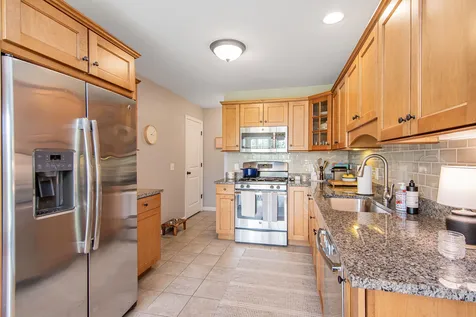 238 Fox Run Colchester VT 05446
