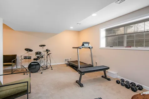 238 Fox Run Colchester VT 05446