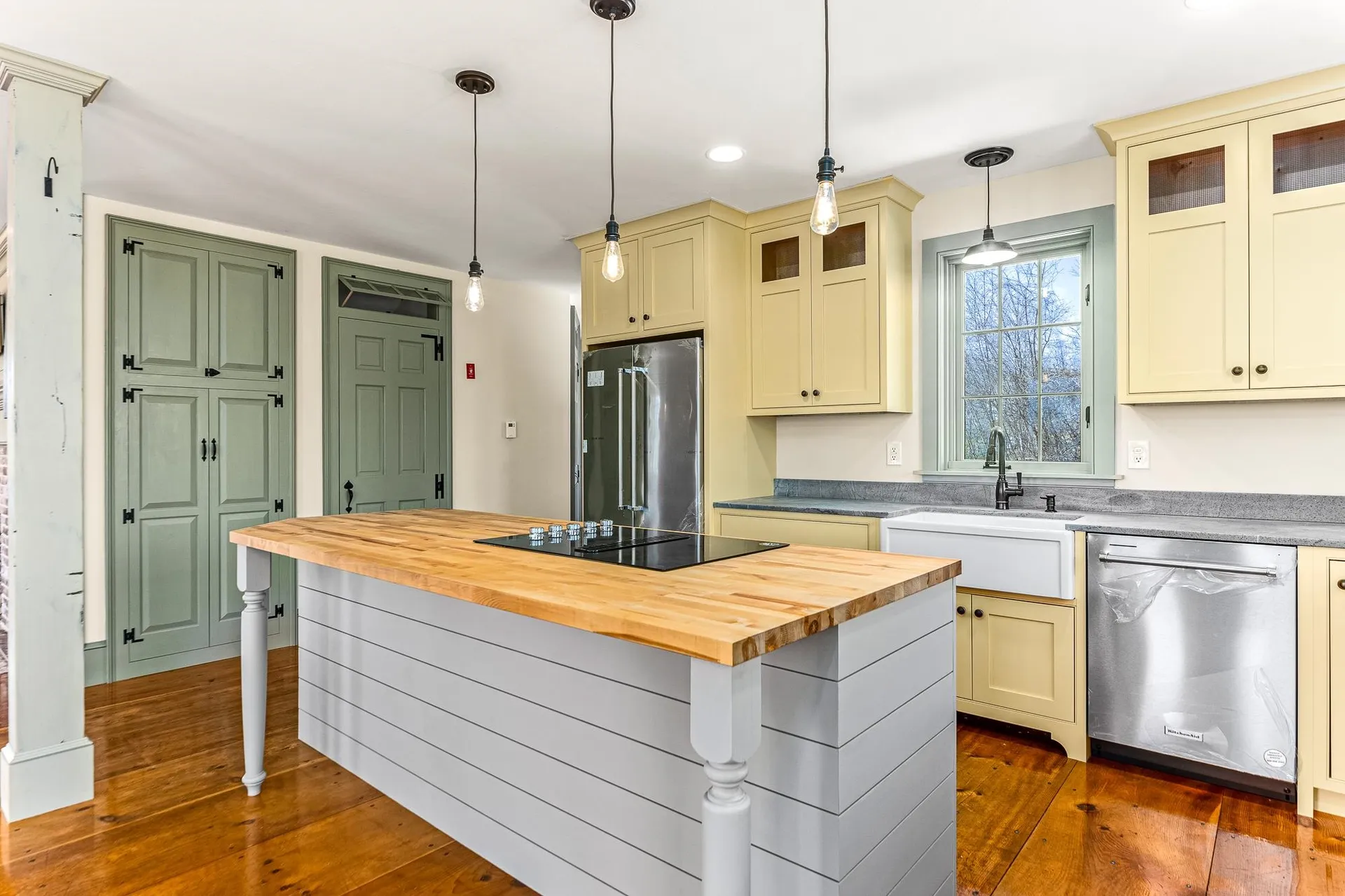 121 Crown Point Road Rochester NH 03867