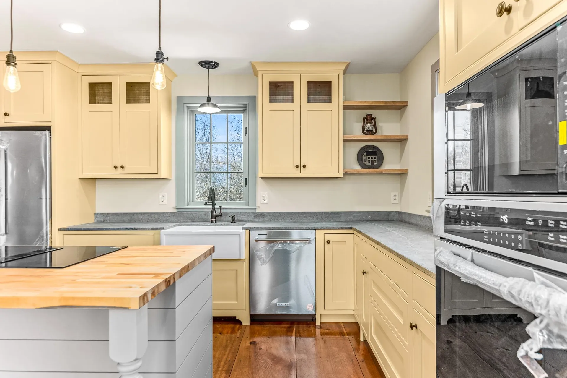 121 Crown Point Road Rochester NH 03867