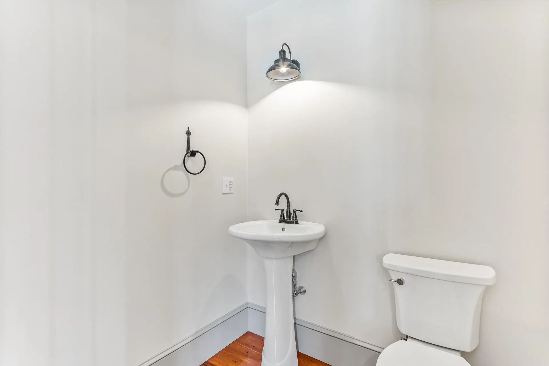 121 Crown Point Road Rochester NH 03867