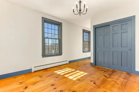 121 Crown Point Road Rochester NH 03867