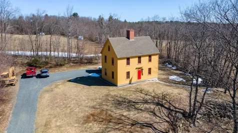 121 Crown Point Road Rochester NH 03867