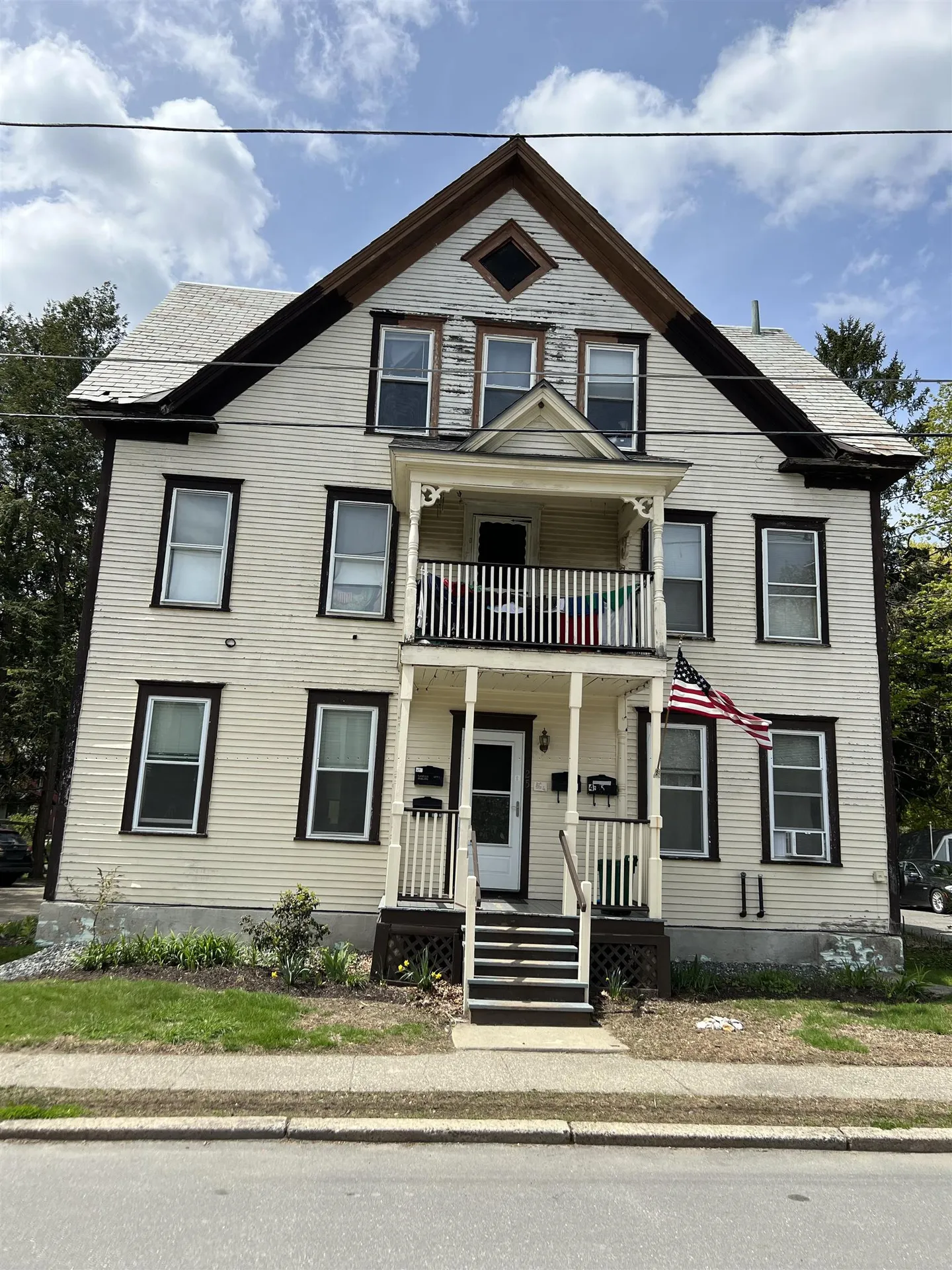 25 Cottage Street Brattleboro VT 05301