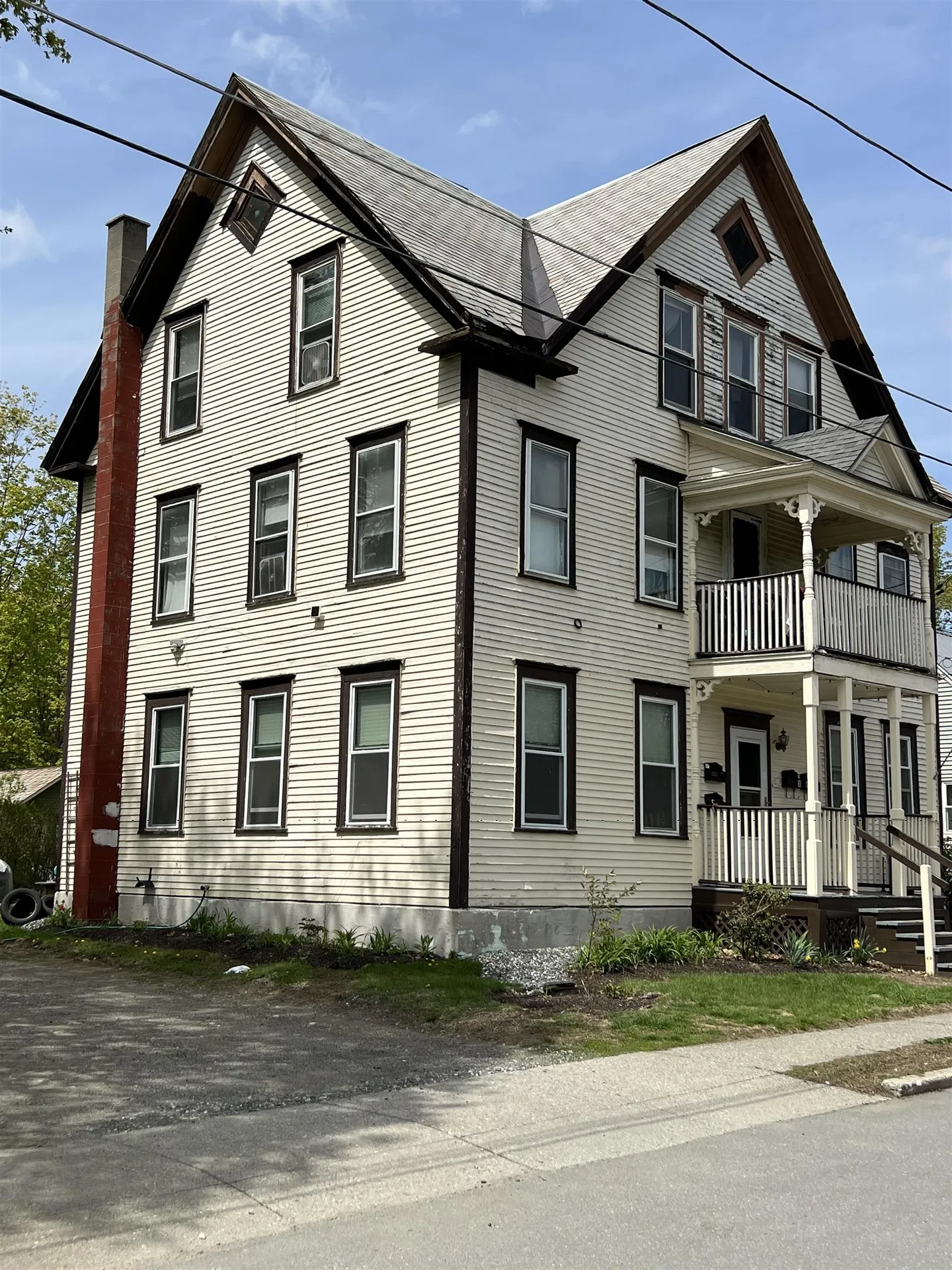 25 Cottage Street Brattleboro VT 05301
