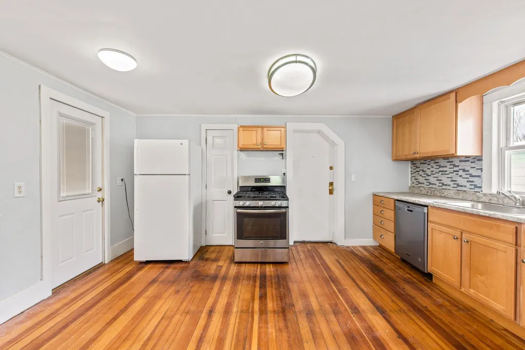 421 Merrimack Street Manchester NH 03103