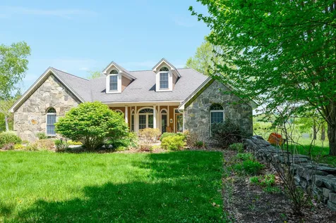 135 Stone Hedge Lane Chester VT 05143