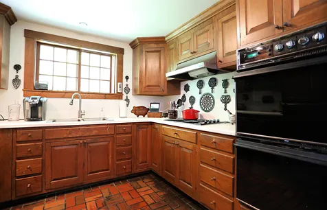 1643 Green Bay Loop Peacham VT 05862