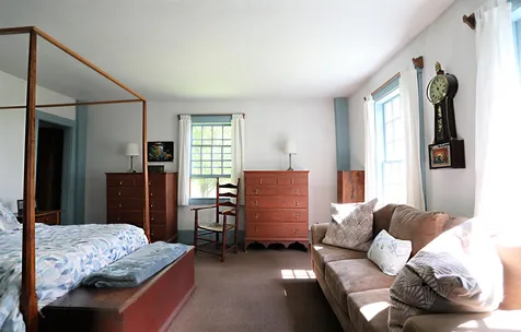 1643 Green Bay Loop Peacham VT 05862