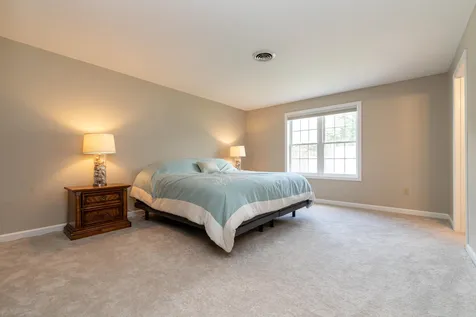 21 Dunbarton Drive Merrimack NH 03054