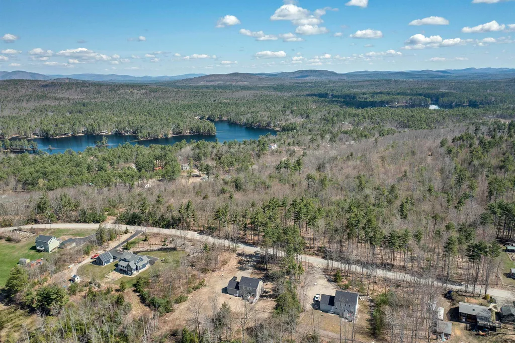124 Perkins Hill Road Wakefield NH 03830