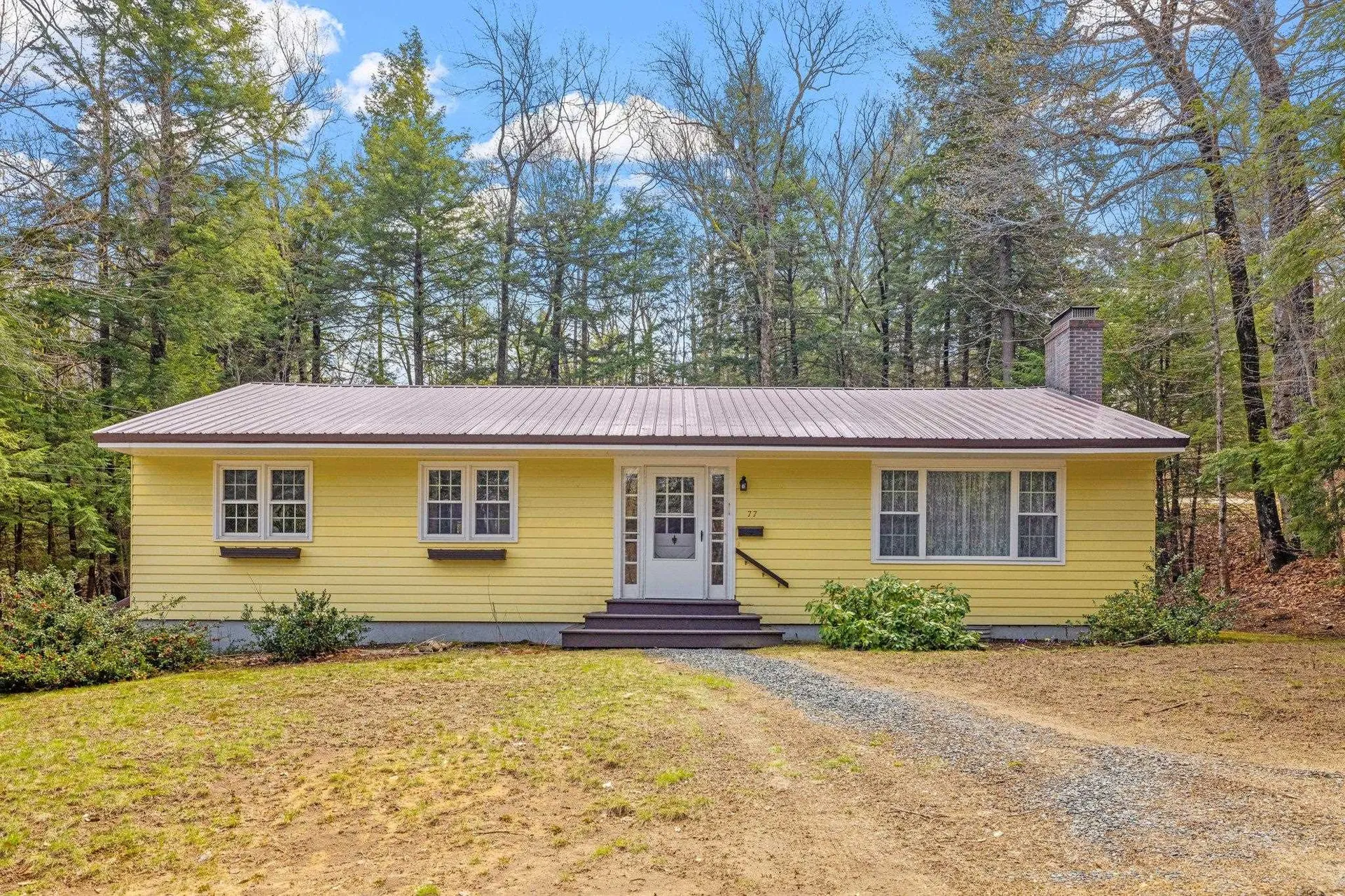 77 Pleasant Street Plymouth NH 03264