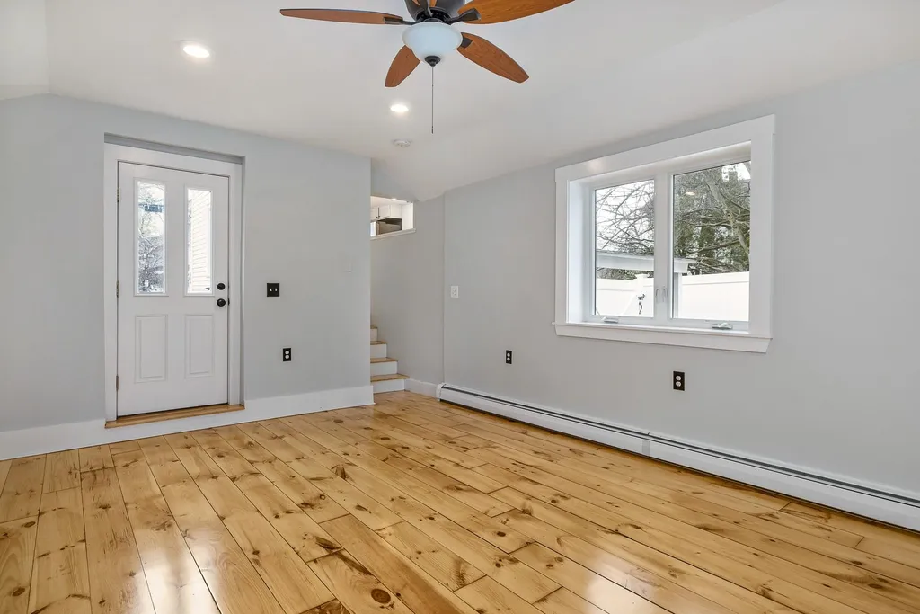 114 Front Street Exeter NH 03833