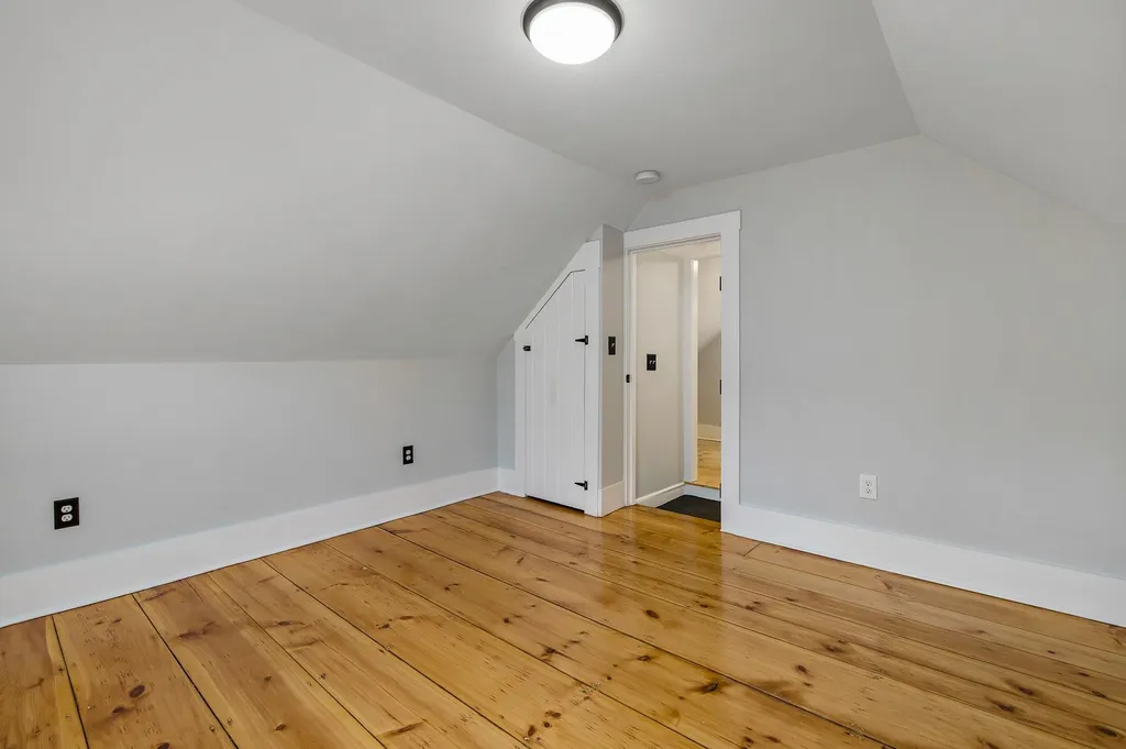 114 Front Street Exeter NH 03833