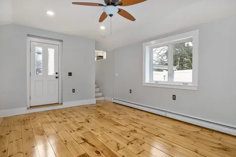 114 Front Street Exeter NH 03833