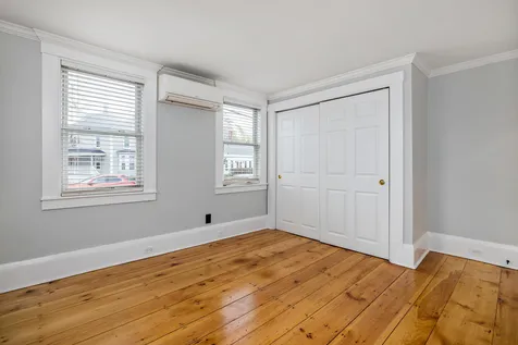 114 Front Street Exeter NH 03833