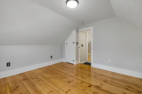 114 Front Street Exeter NH 03833