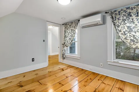 114 Front Street Exeter NH 03833