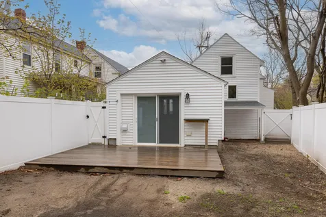 114 Front Street Exeter NH 03833
