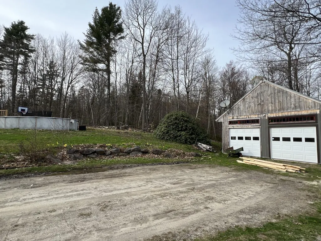 52 Oak Ledge View Road Lempster NH 03605