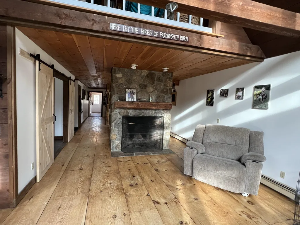 52 Oak Ledge View Road Lempster NH 03605