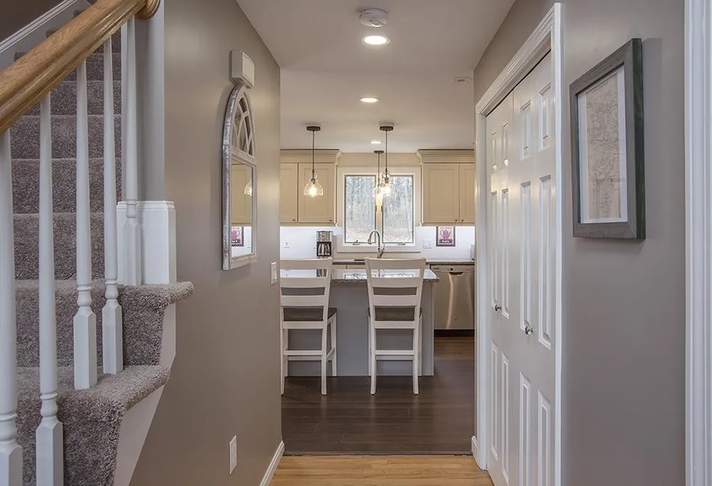 9 Wiley Hill Road Londonderry NH 03053