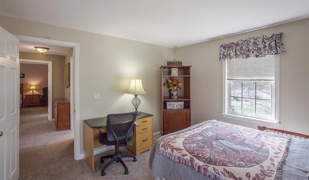 9 Wiley Hill Road Londonderry NH 03053