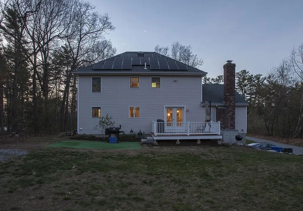 9 Wiley Hill Road Londonderry NH 03053