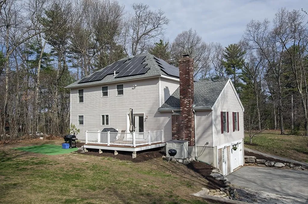 9 Wiley Hill Road Londonderry NH 03053