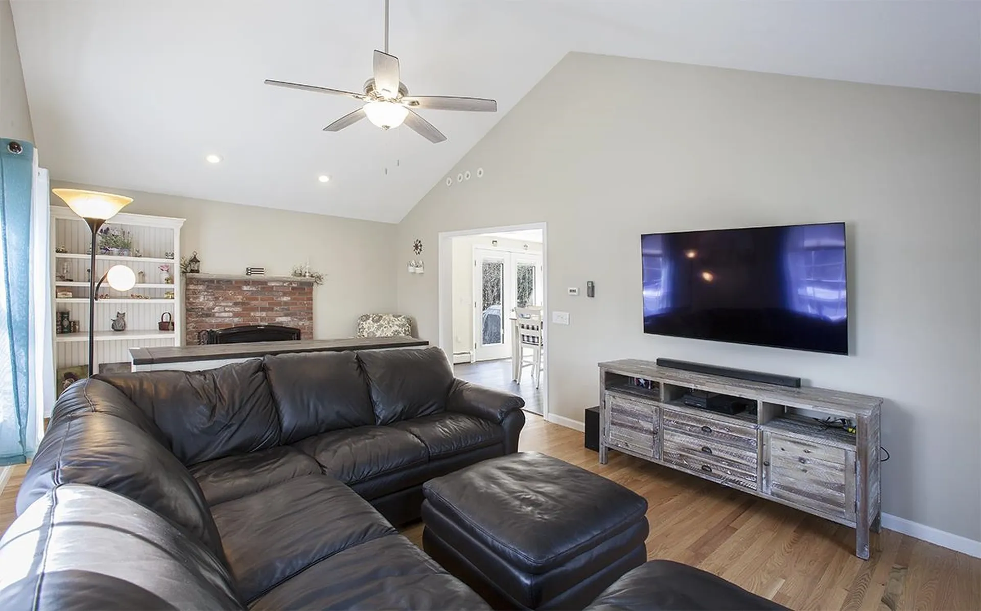9 Wiley Hill Road Londonderry NH 03053