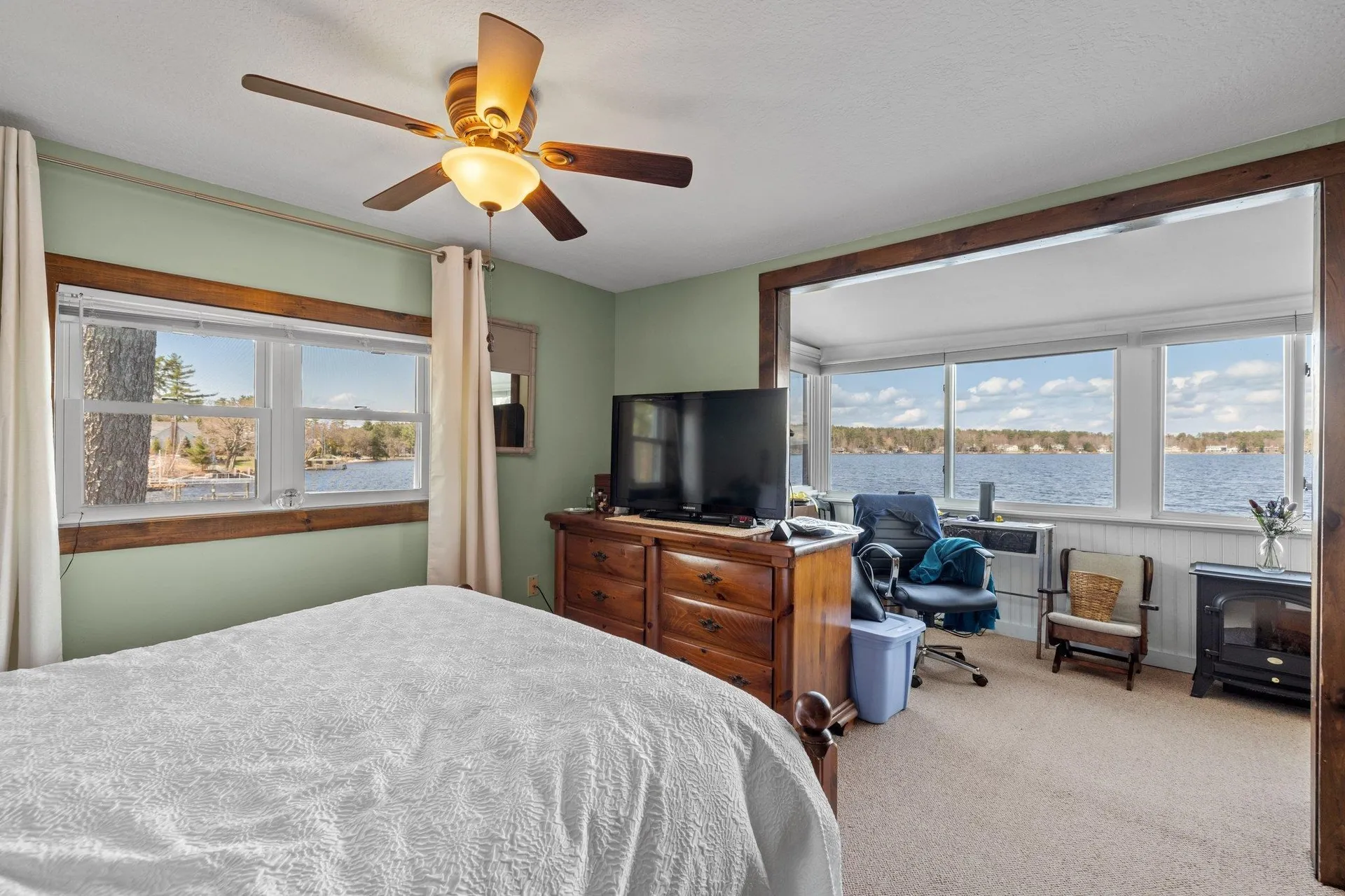 602 Endicott E Street Laconia NH 03246