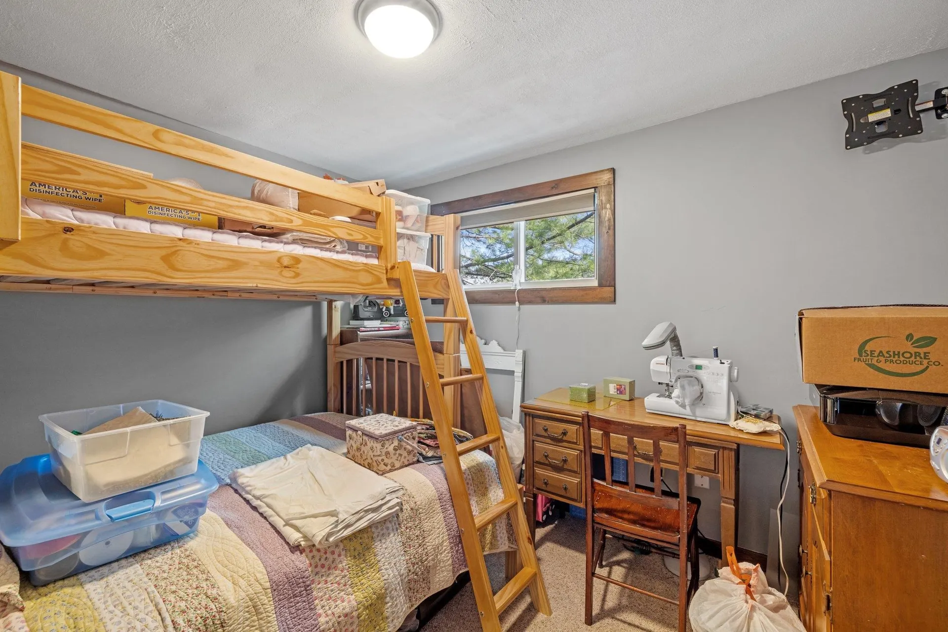 602 Endicott E Street Laconia NH 03246