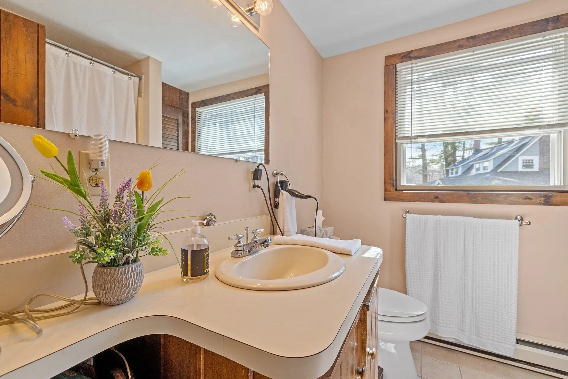 602 Endicott E Street Laconia NH 03246