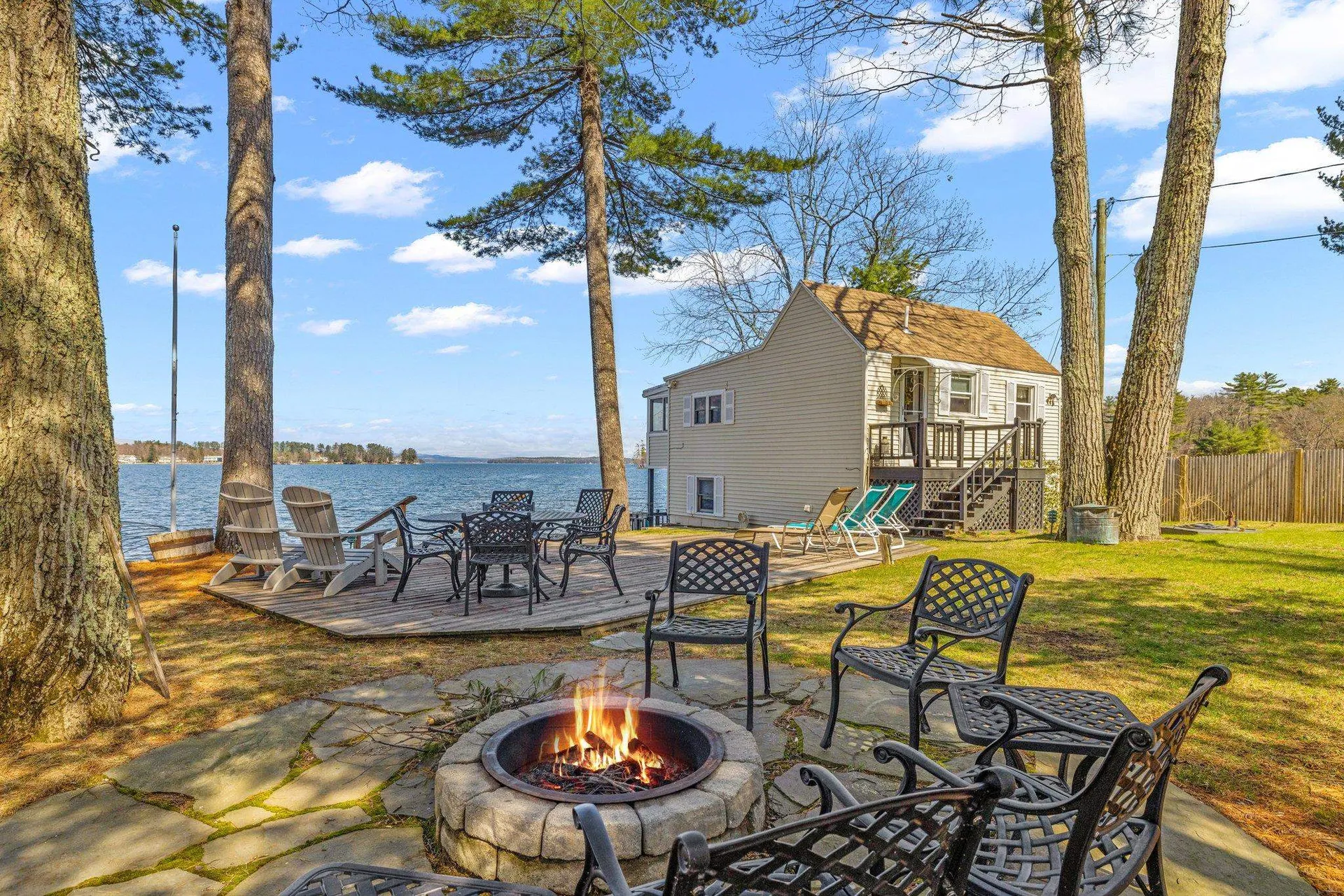 602 Endicott E Street Laconia NH 03246