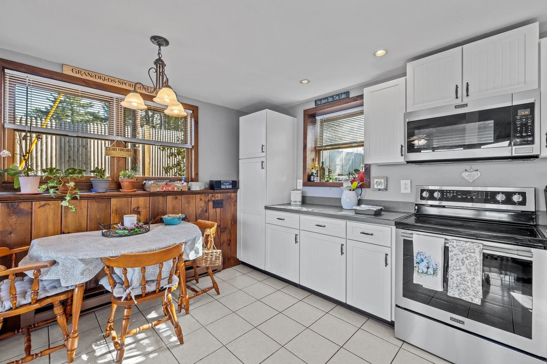 602 Endicott E Street Laconia NH 03246