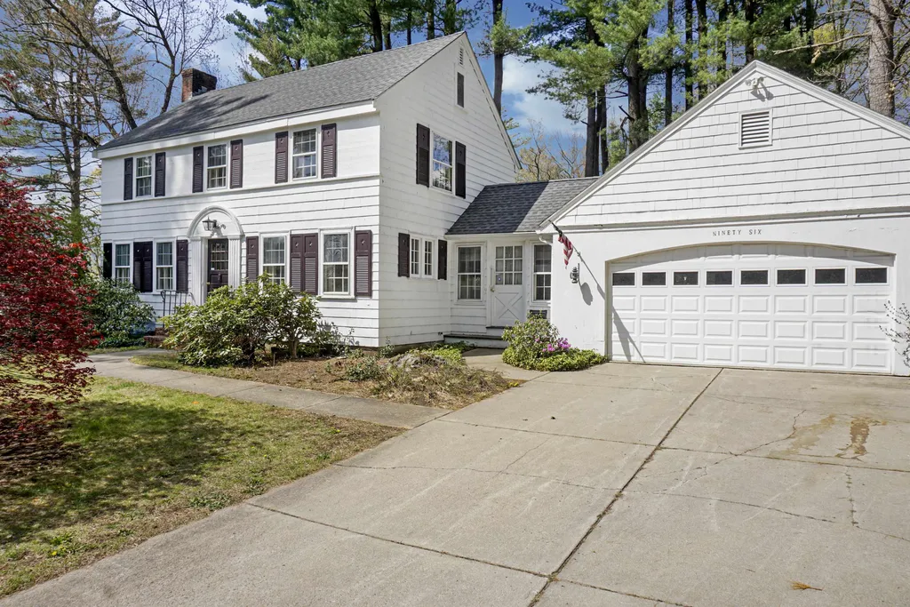 96 Wellington Street Nashua NH 03064