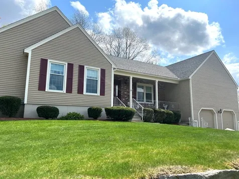 2 Pinehurst Street Hudson NH 03051