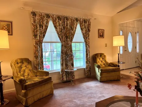 2 Pinehurst Street Hudson NH 03051