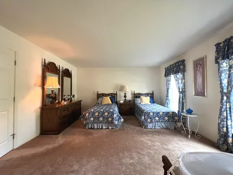 2 Pinehurst Street Hudson NH 03051